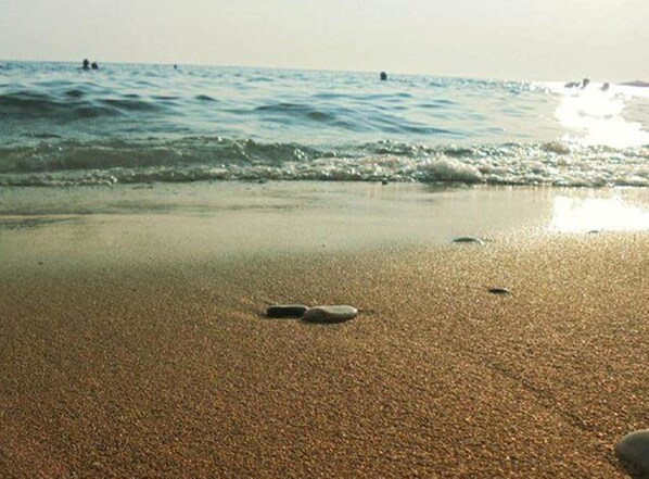 On the beach, beach towels - Galini Palace (Vari-Voula-Vouliagmeni)