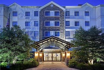 Homewood Suites by Hilton Eatontown