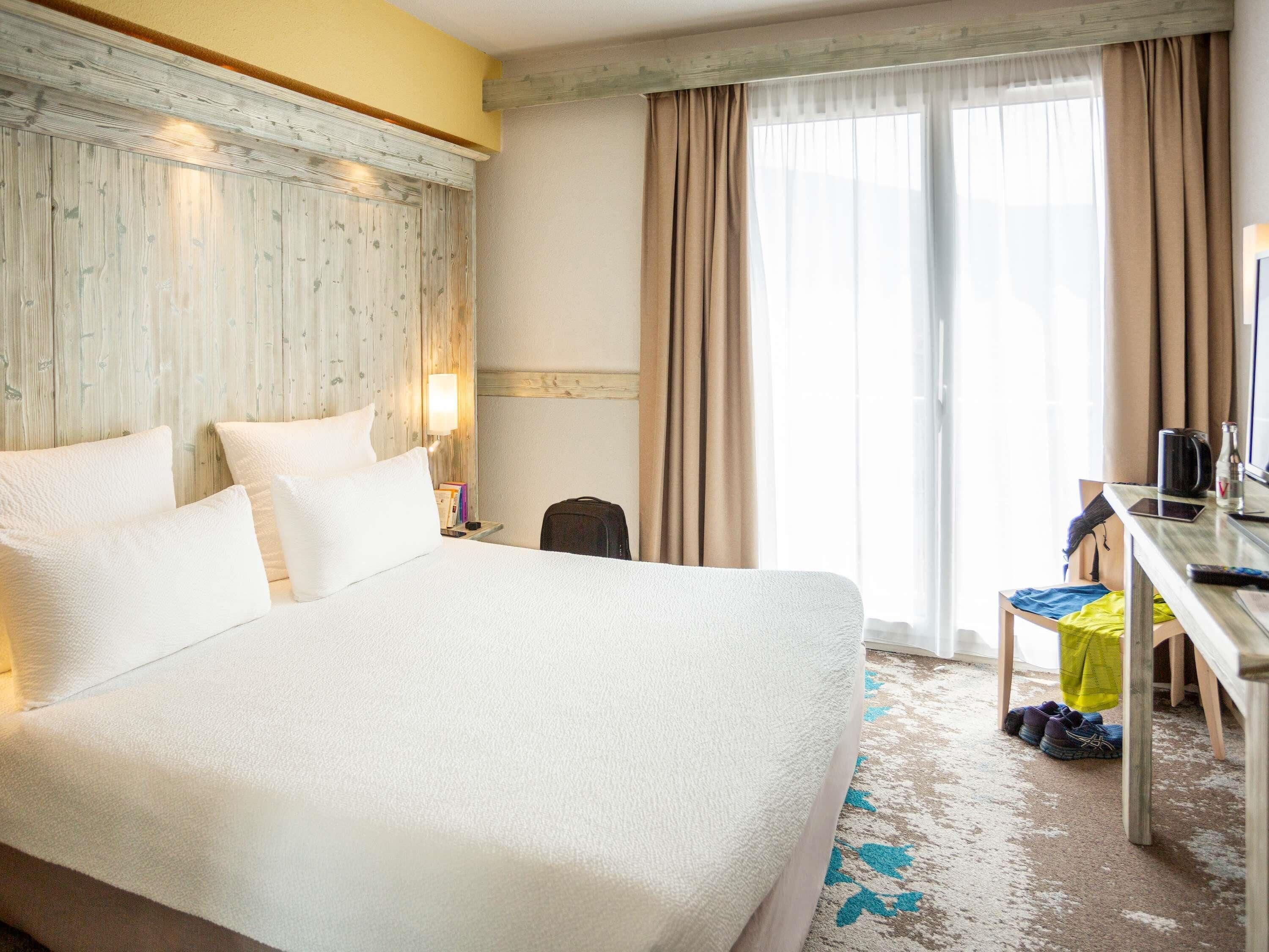 Desk, laptop workspace, blackout curtains, soundproofing