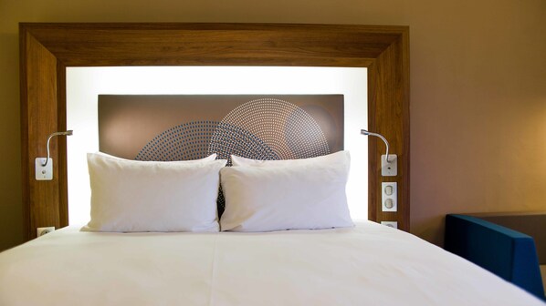 Kamar Double Standar, 1 Tempat Tidur Double | Seprai premium, minibar, brankas, dan meja kerja