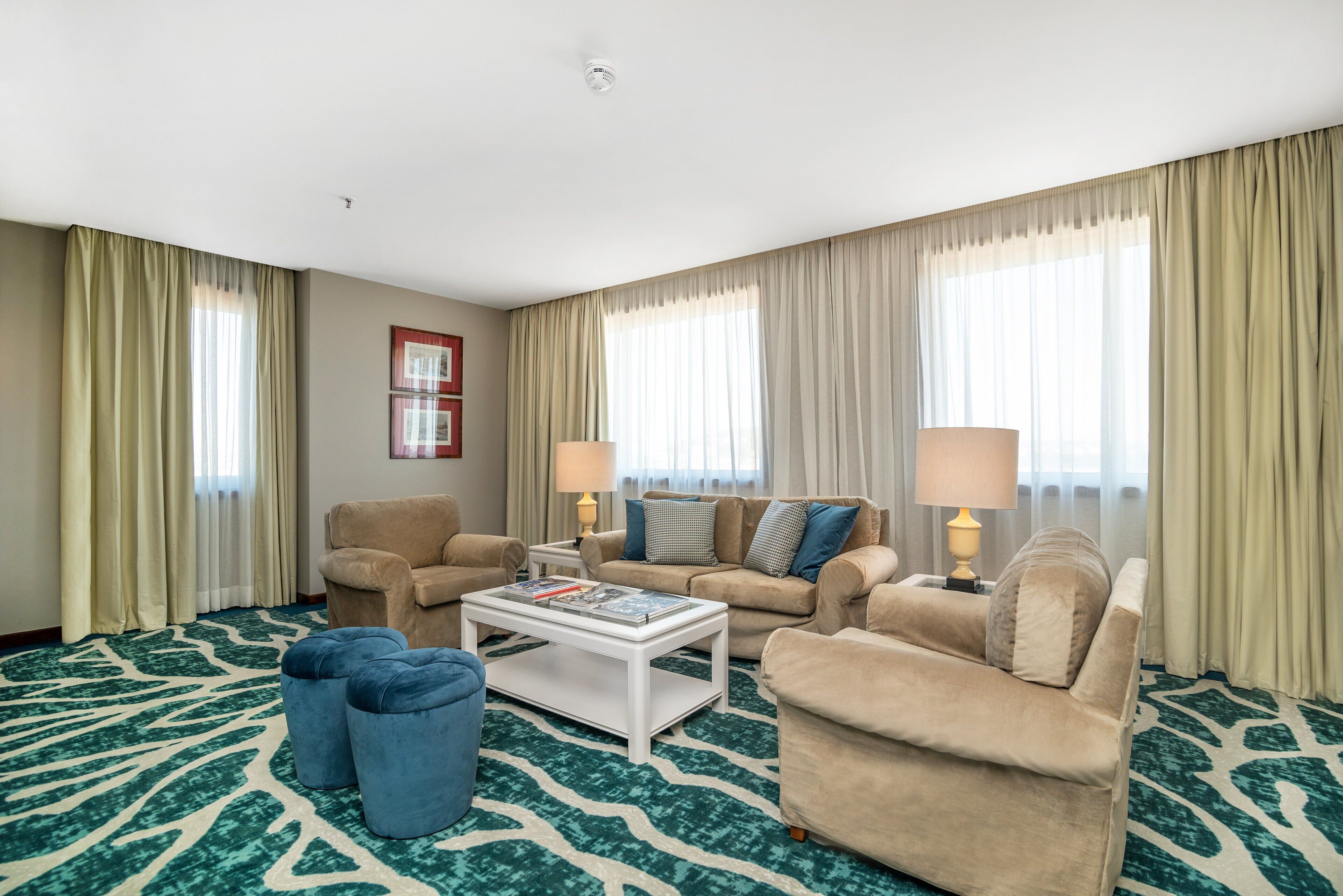 1 bedroom, hypo-allergenic bedding, pillowtop beds, minibar