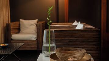 Couples treatment room(s), body treatments, body wraps, body scrubs