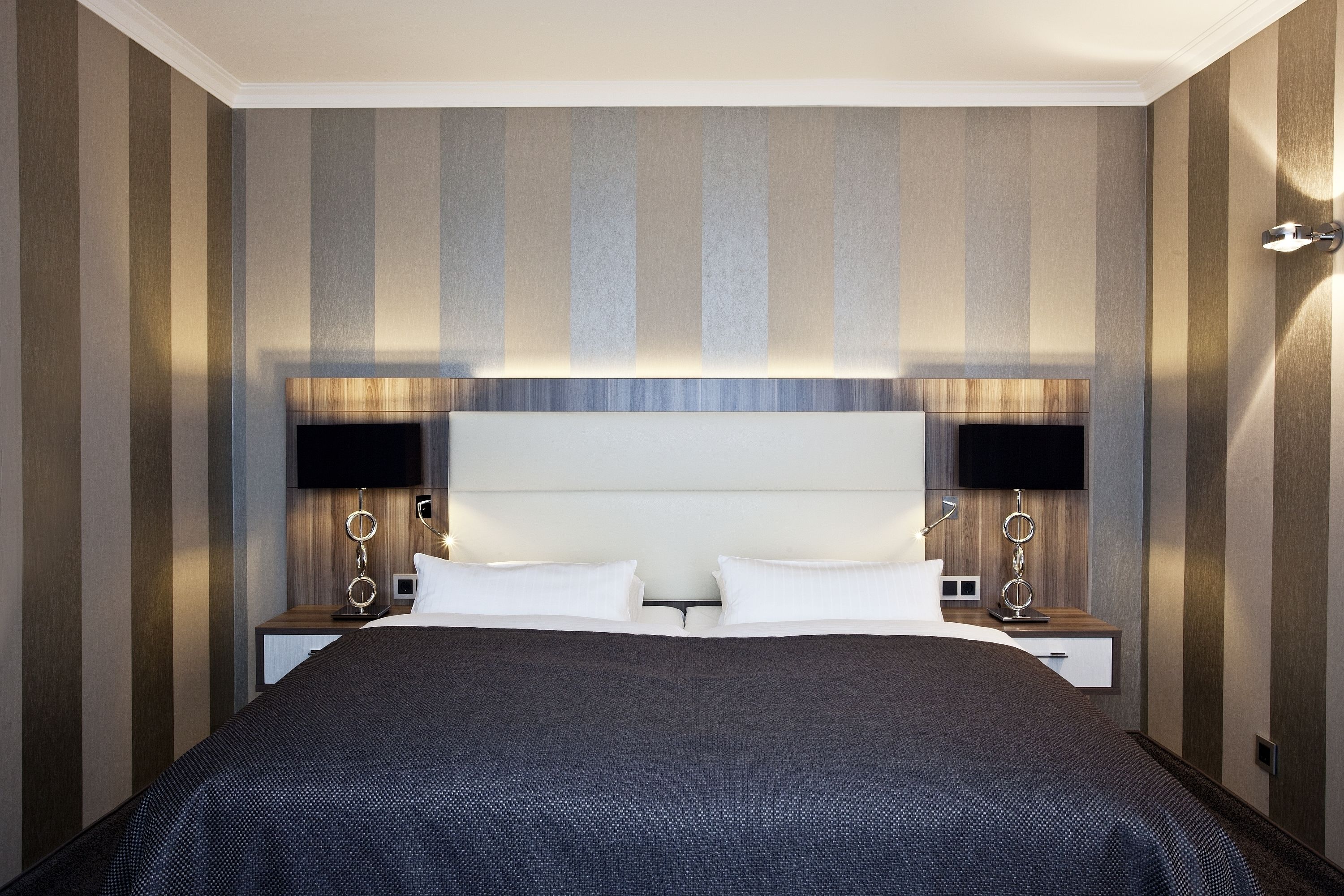 standard room, 1 double bed (quiet location) | 1 bedroom, hypo-allergenic bedding, minibar, in-room safe