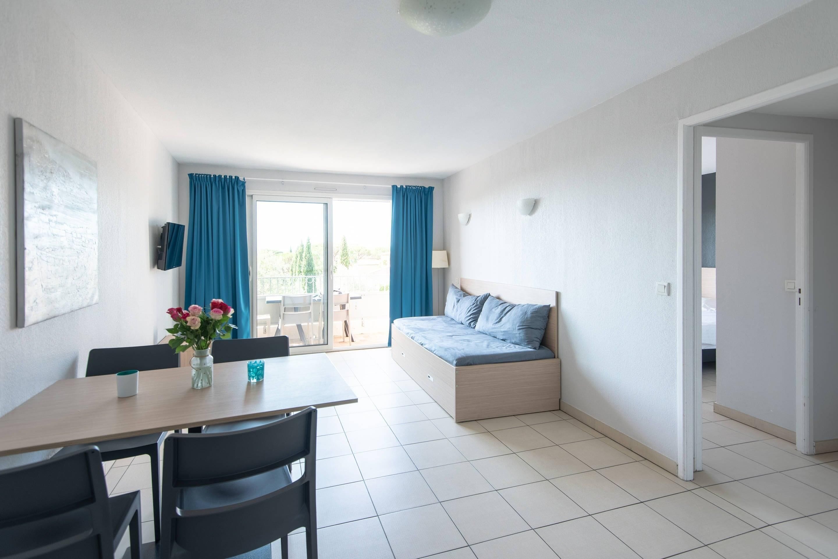 Appartement (Appartement 1 chambre 4 personnes) | Fer et planche à repasser, lits bébé (gratuits), Wi-Fi gratuit