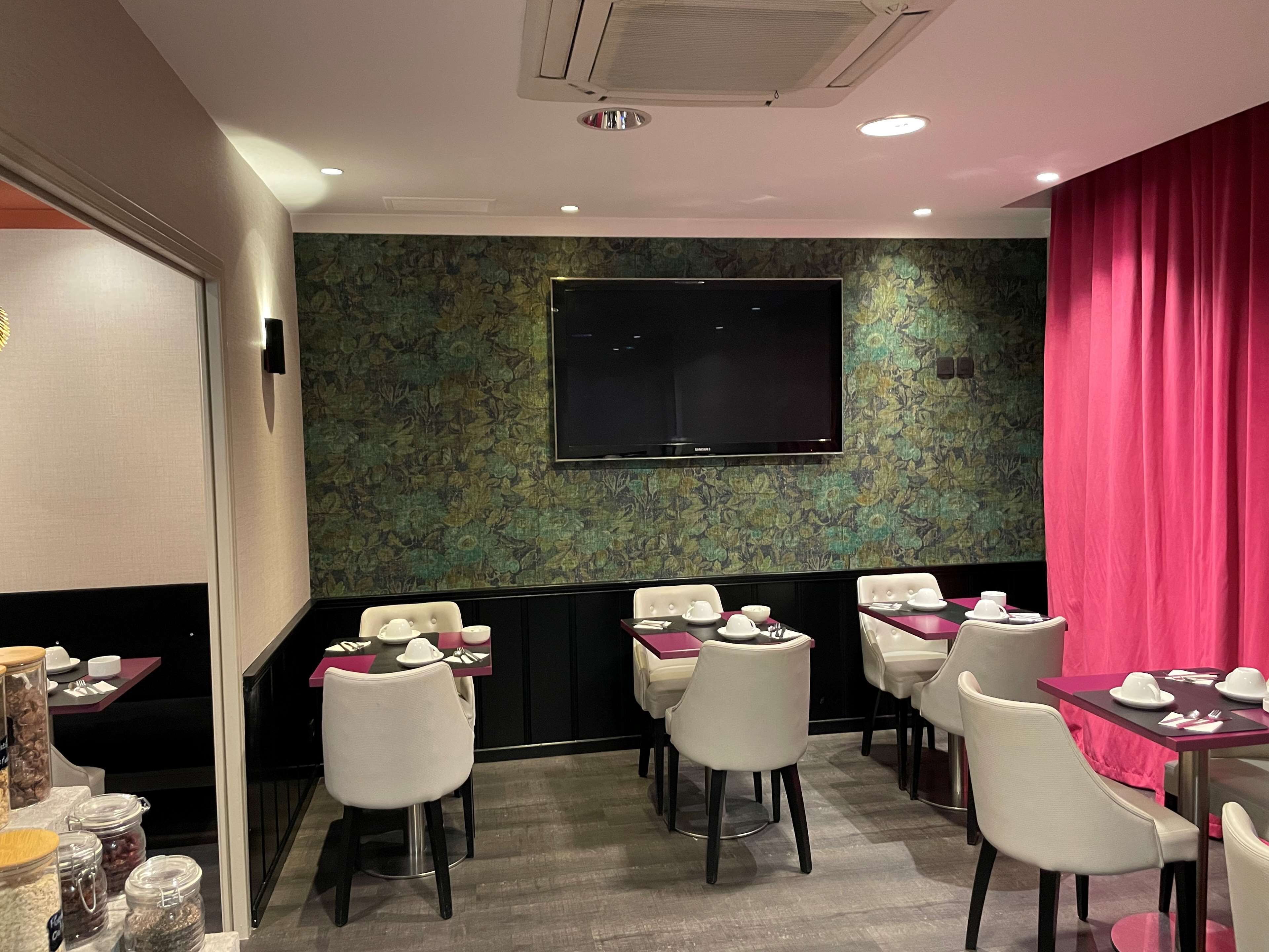 daily buffet breakfast (eur 16 per person)