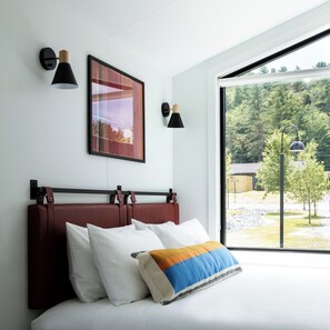 Egyptian cotton sheets, premium bedding, blackout curtains, free WiFi