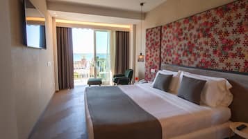 Superior Double Room, Balcony, Lake View | Down comforters, minibar, in-room safe, individually furnished