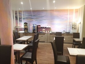 Daily buffet breakfast (EUR 12 per person)