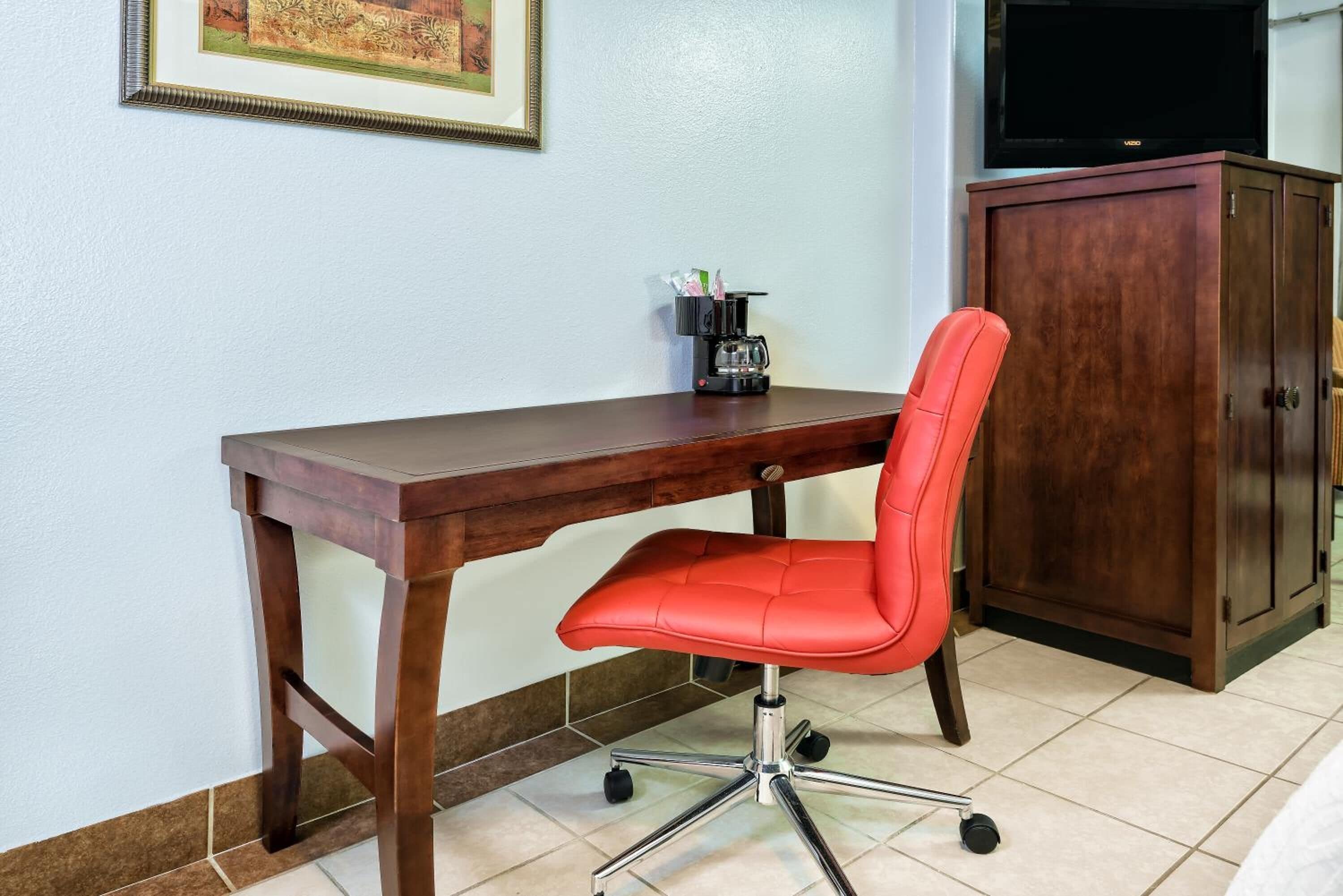 1 bedroom, pillow-top beds, in-room safe, desk