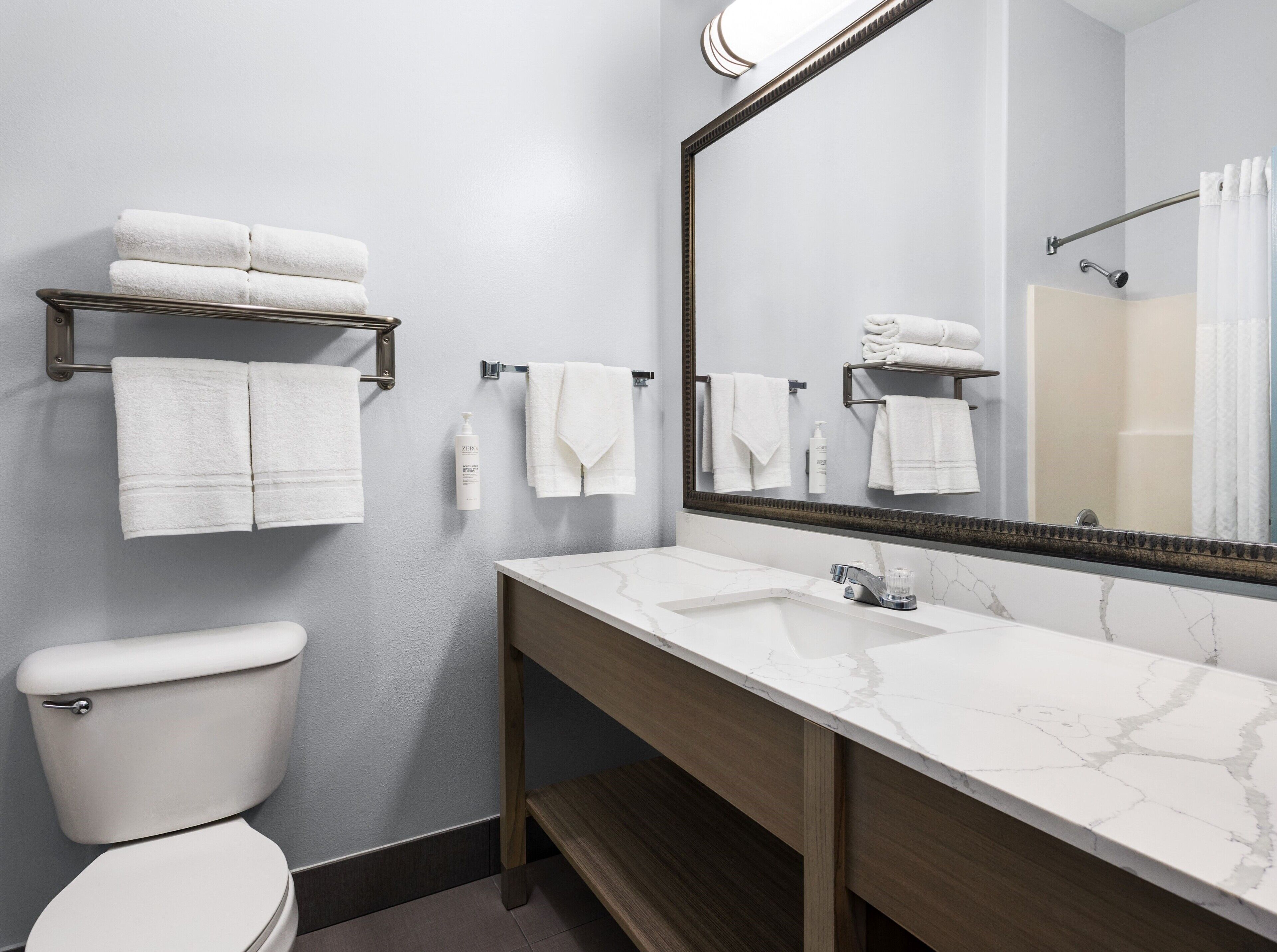 1 bedroom, pillow-top beds, in-room safe, desk