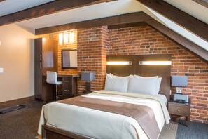 普通客房, 1 張加大雙人床 | 防敏寢具、書桌、手提電腦工作空間、遮光窗簾/窗簾