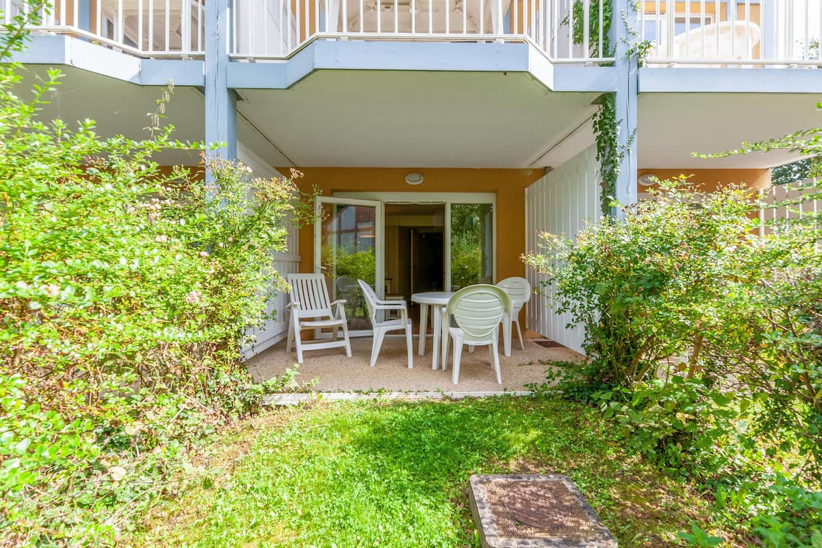 Studio 3 people - 1 sleeping alcove - Terrace - Garden Level - Quartier du Hameau district | Terrace/patio