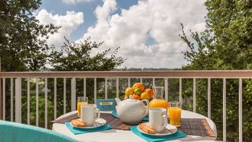 Apartment 4 people - 1 bedroom - Terrace or balcony - Quartier du Hameau district | Balcony