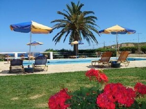 Terrace/patio - Esperides Apartments (Malevizi)