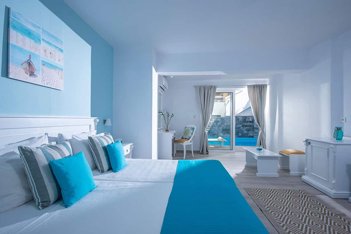 Doppelzimmer, Poolzugang, Erdgeschoss | 2 Schlafzimmer, laptopgeeigneter Arbeitsplatz, schallisolierte Zimmer