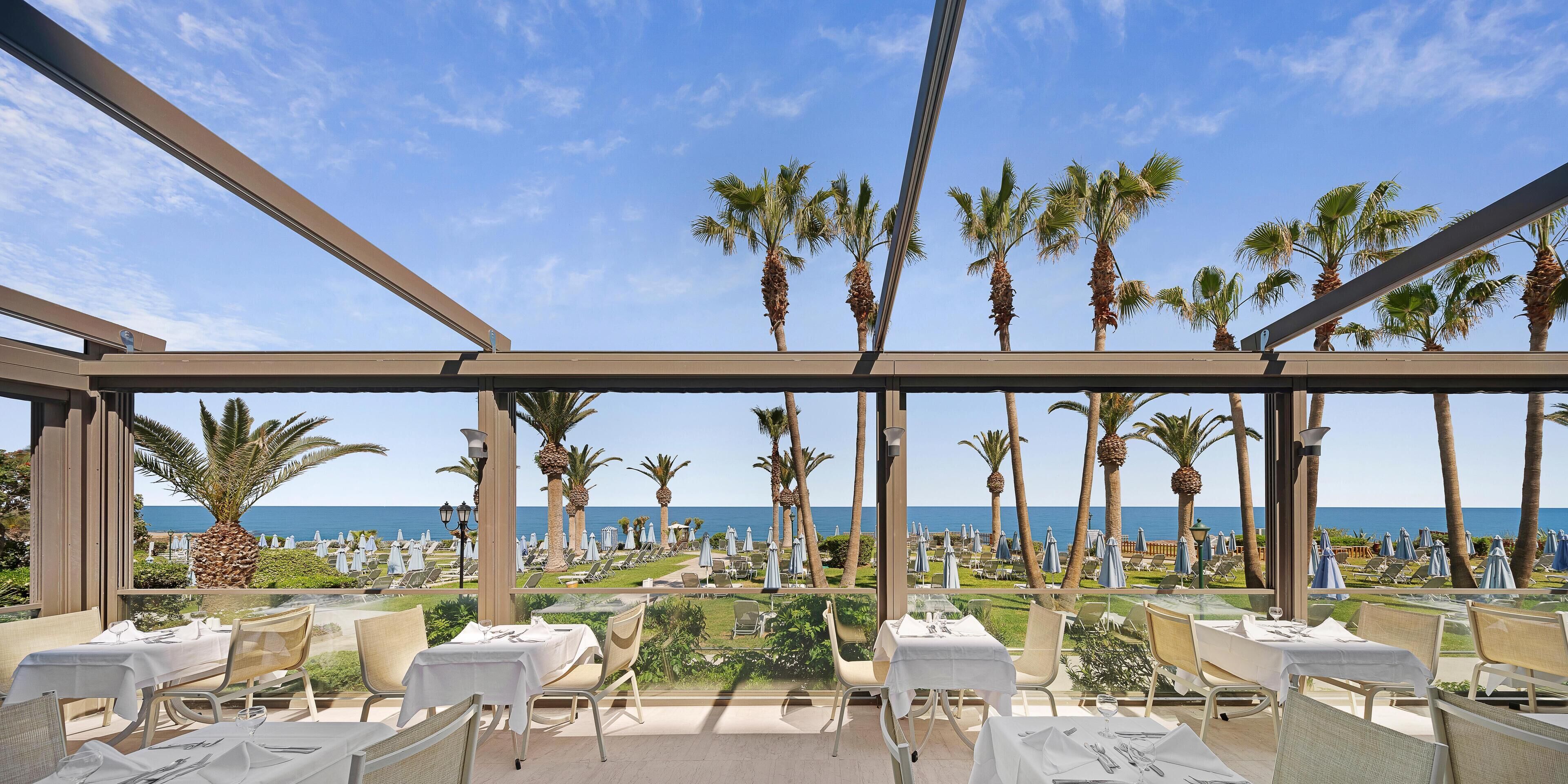 2 restauranter, middag serveres