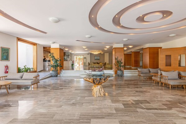 Lobby - Marilena Hotel (Malevizi)