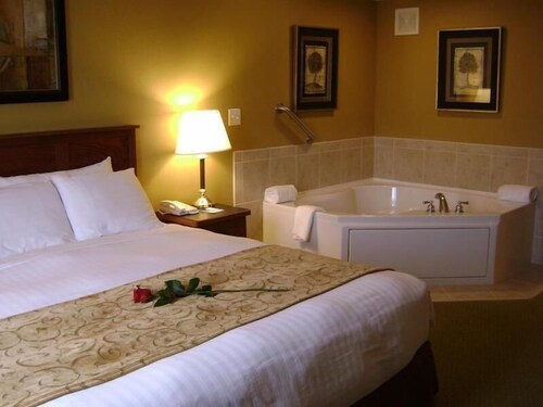 Madelia Hotel & Suites