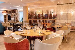 Restaurant - Aiden by Best Western Paris Roissy CDG (Roissy-en-France)