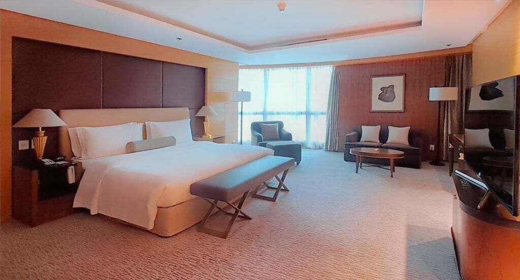 Coffres-forts dans les chambres, bureau, rideaux occultants