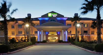 Holiday Inn Express Hotel & Suites Pearland, an IHG Hotel