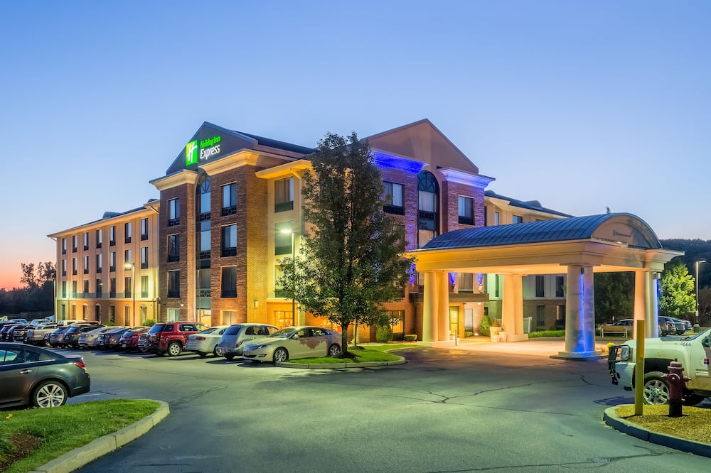 Holiday Inn Express Hotel & Suites Auburn by IHG