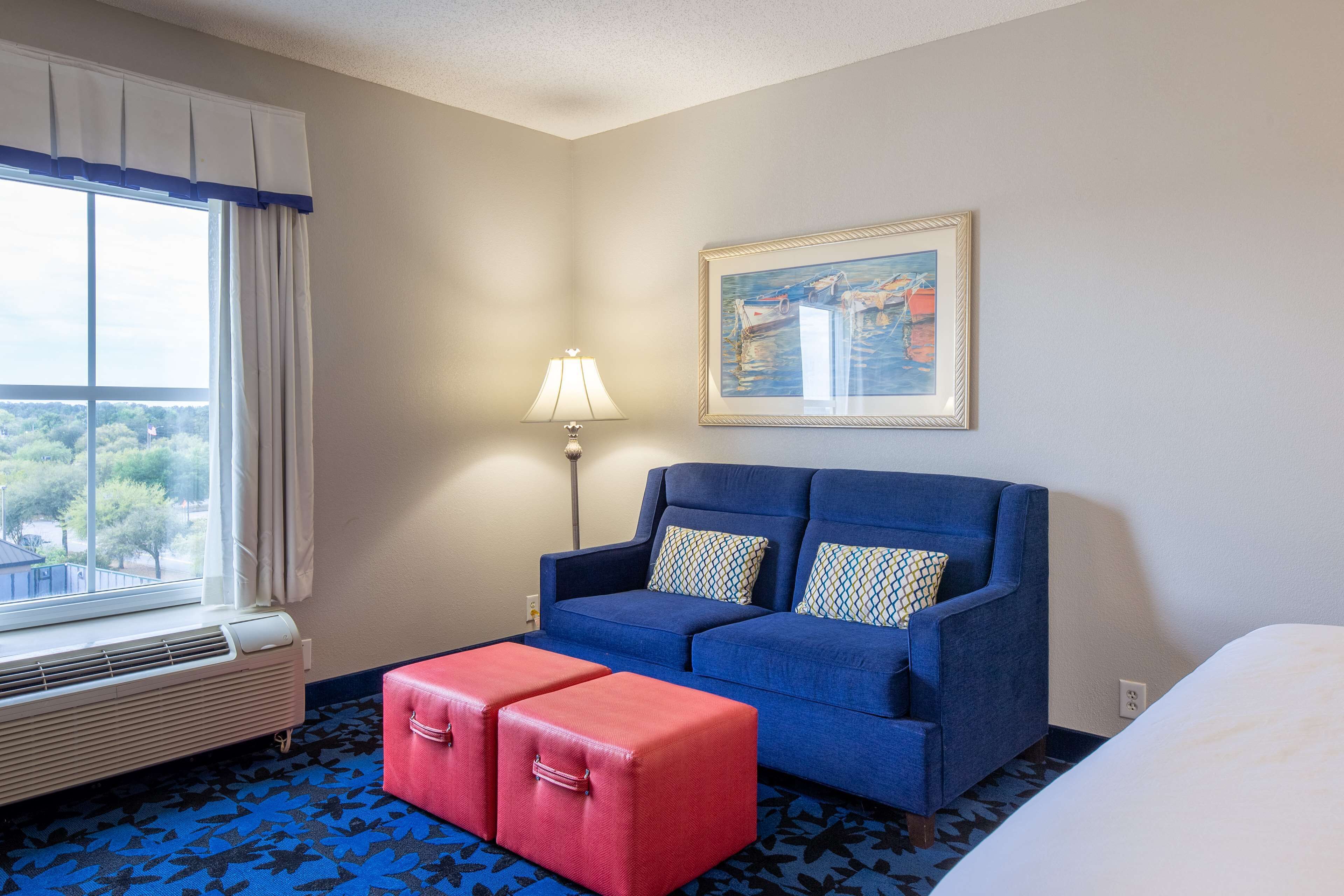 Photo - Hampton Inn & Suites Jacksonville Deerwood Park