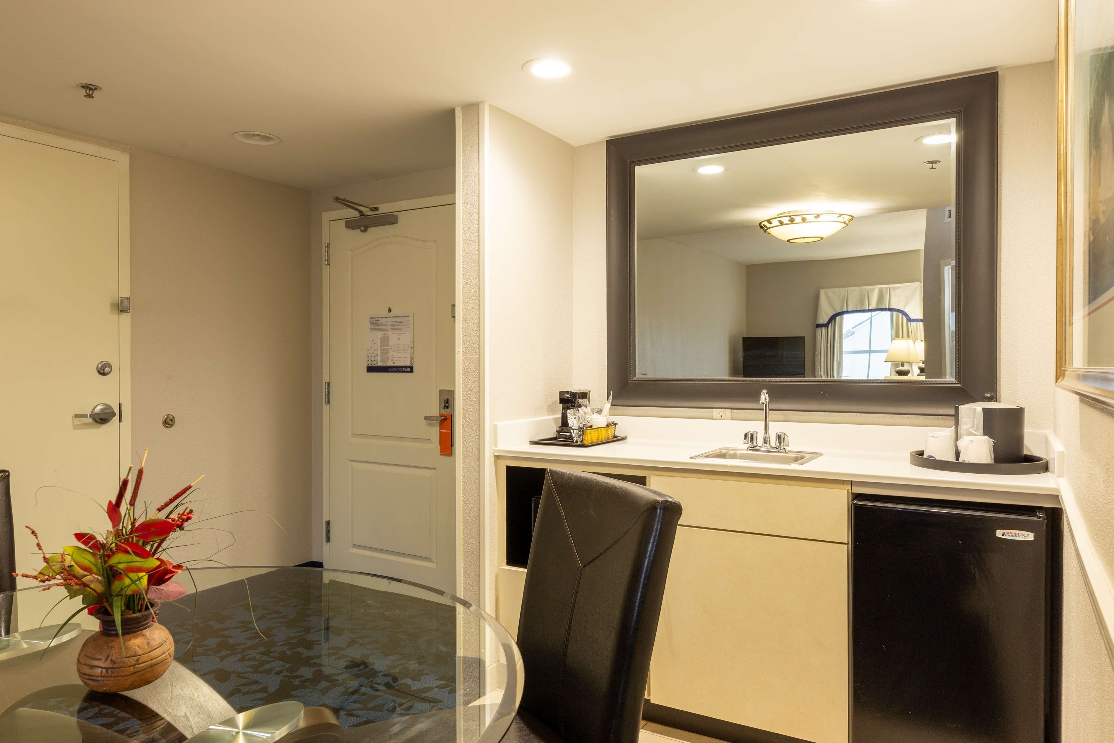 ルーム | ミニバー