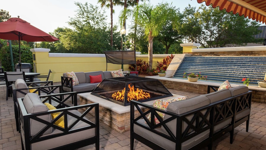 Hampton Inn & Suites Jacksonville Deerwood Park