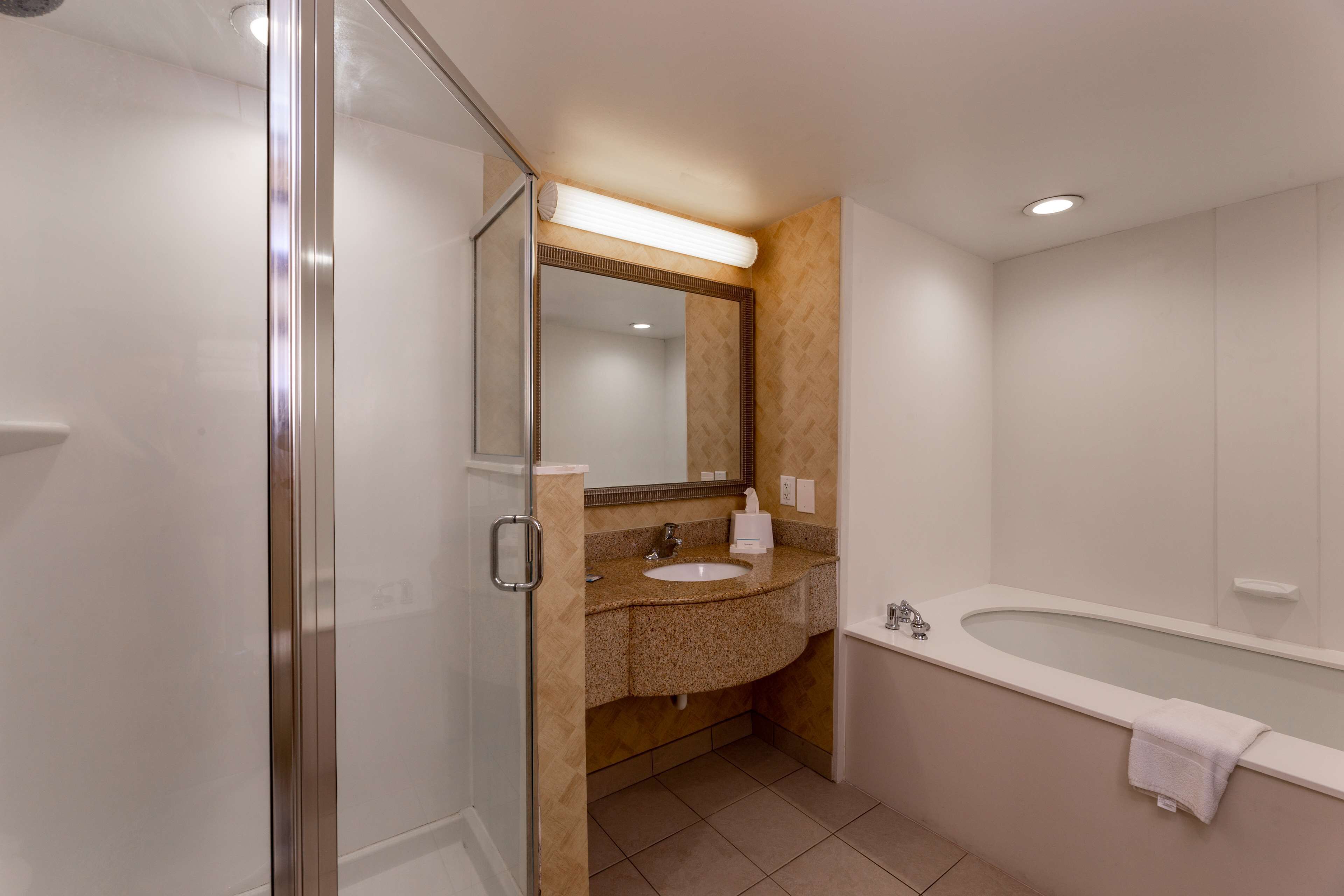 Photo - Hampton Inn & Suites Jacksonville Deerwood Park