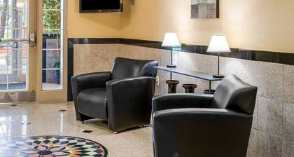 Suburban Studios Avondale