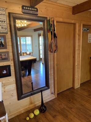 Meeting facility - Golden Bear Cottages (Big Bear Lake)