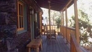 Comfort Cottage, 1 Bedroom, Jetted Tub | Balcony - Golden Bear Cottages (Big Bear Lake)