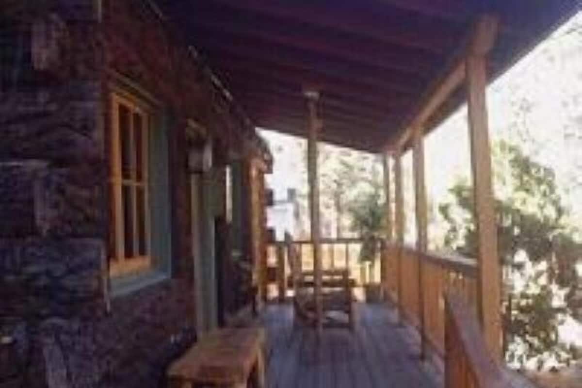 Cottage tiện nghi đơn giản, 1 phòng ngủ, bồn tắm thủy lực | Ban công