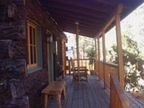 Balcony - Golden Bear Cottages (Big Bear Lake)