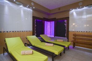 3 piscinas cubiertas