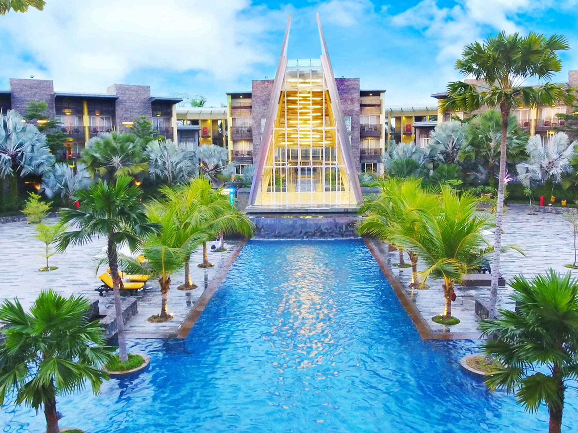 4 Star Hotels