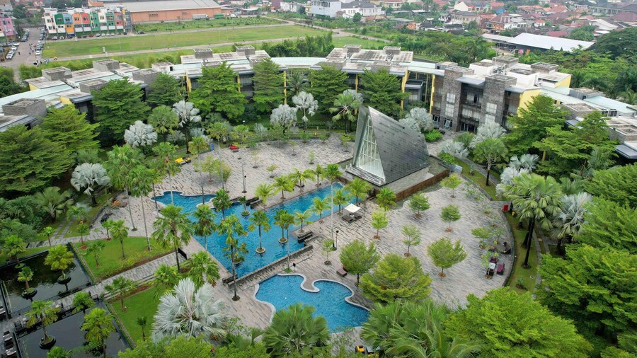 Novotel Palembang Hotel & Residence