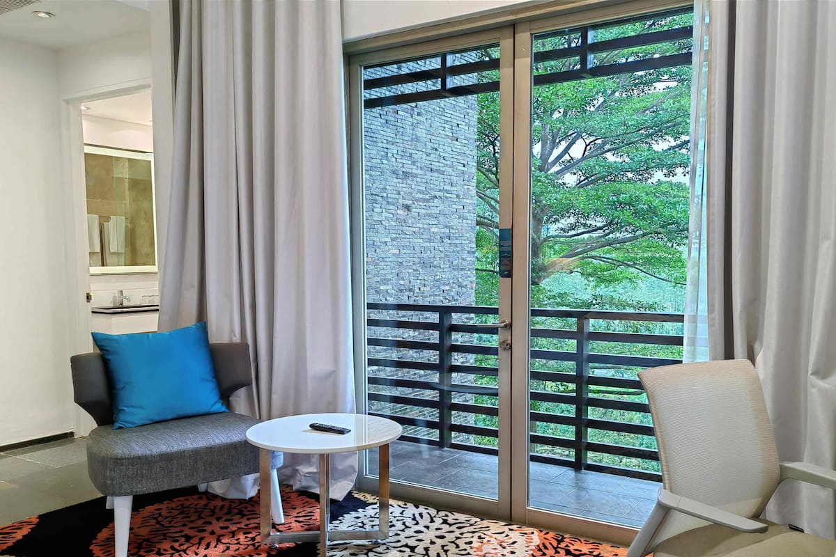 1 bedroom, minibar, in-room safe, desk