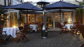 Se sirven desayunos, comidas y cenas