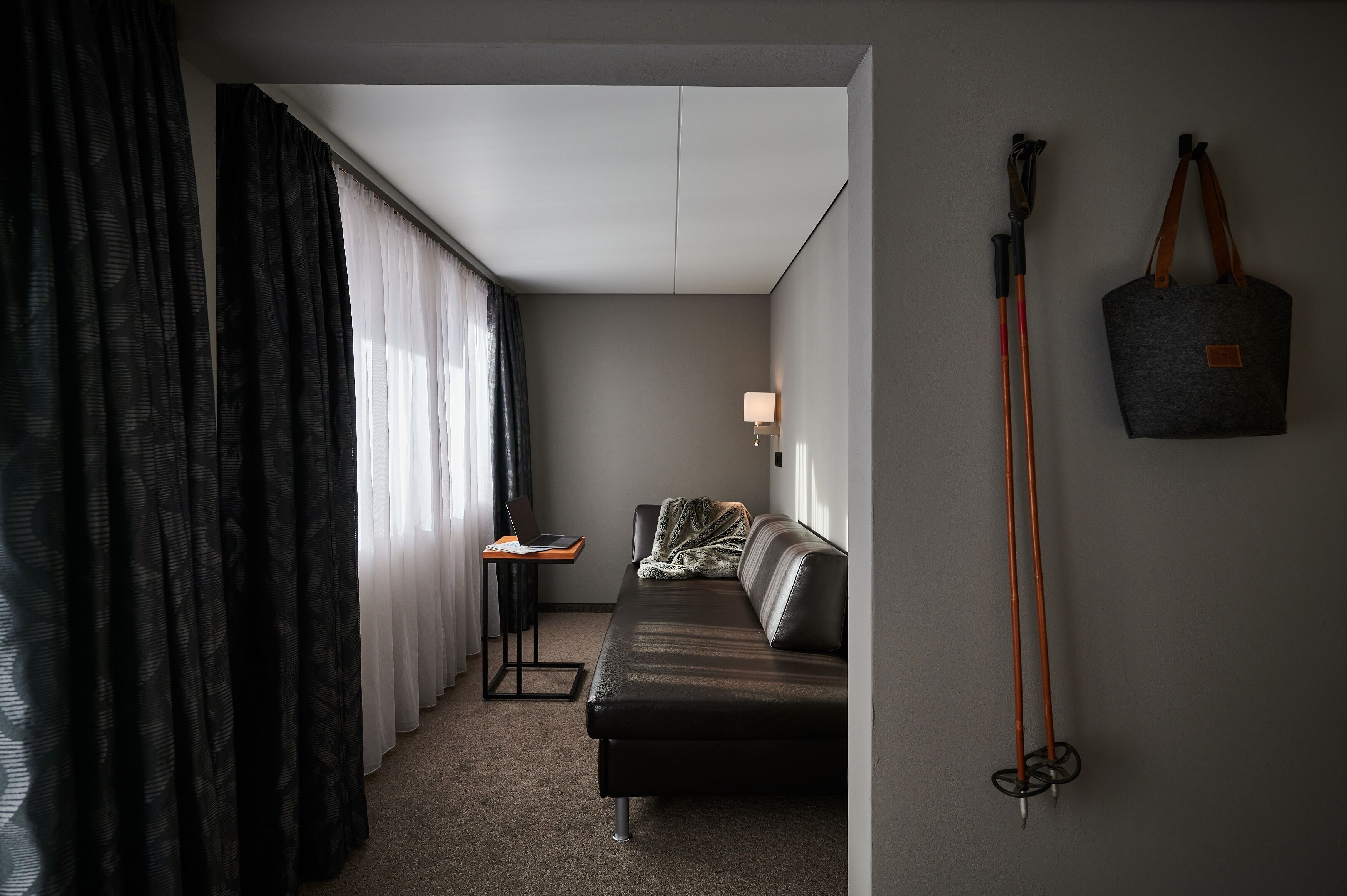 junior double room, mountain view (matterhorn) | living area | tv, ipod dock