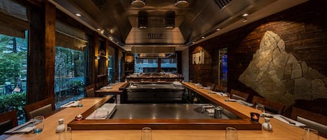 Lunch and dinner served, Japanese cuisine