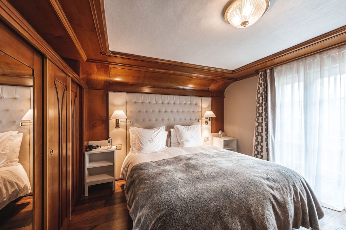 Junior Suite | 1 bedroom, premium bedding, down duvets, pillow-top beds