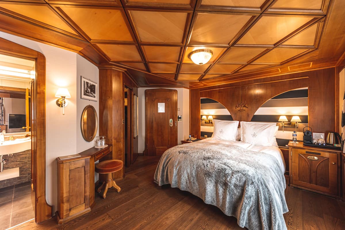 Exclusive-Doppel- oder -Zweibettzimmer