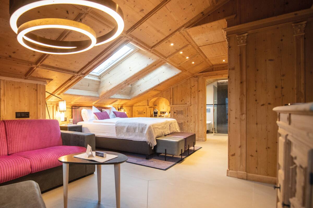 family suite | 1 bedroom, premium bedding, free minibar, in-room safe