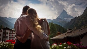 Matterhorn Double Room | View from room - Tradition Julen Hotel (Zermatt)