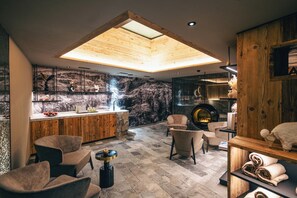 Couples treatment rooms, sauna, body treatments, aromatherapy - Tradition Julen Hotel (Zermatt)