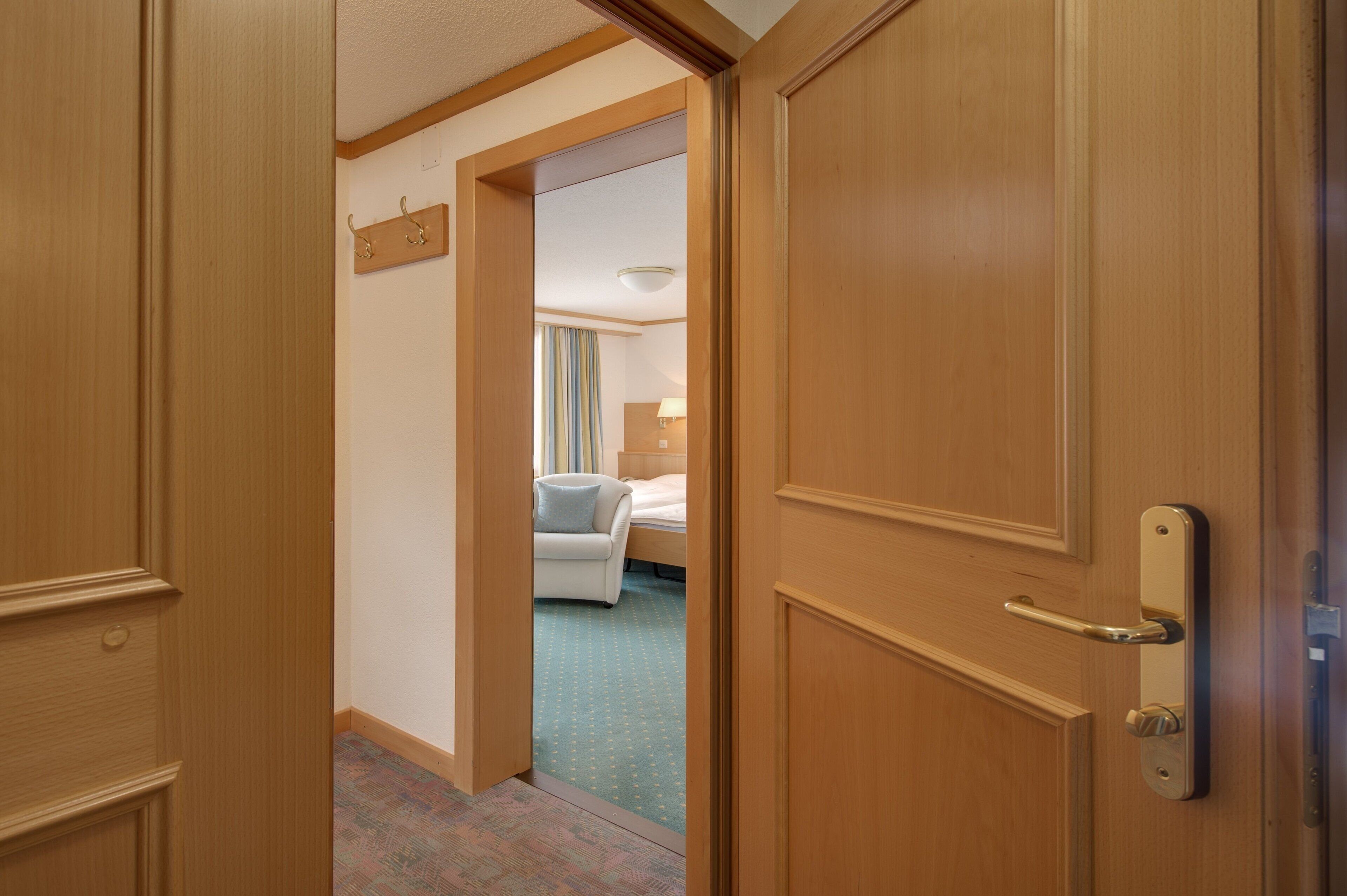 minibar, in-room safe, desk, blackout curtains