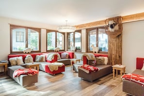 Lobby - Hotel Daniela (Zermatt)