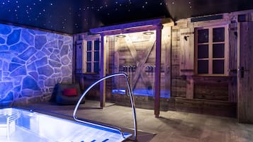 Sauna, vasca idromassaggio, bagno turco, massaggi con le pietre calde